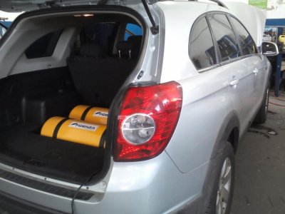 Chevrolet Captiva con 2 cil. de 40 lts.