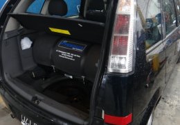 Chevrolet Meriva con cil de 60 lts.