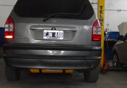 Chevrolet Zafira con 2 cil de 28 lts.