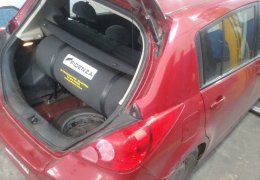 Nissan Tiida con cil. de 60 lts.