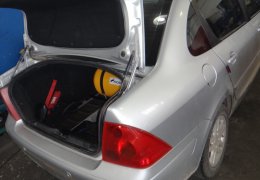 Peugeot 307 con cil. de 65 lts.