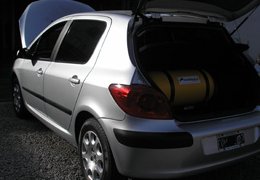 Peugeot 307 con cil. de 60 lts.